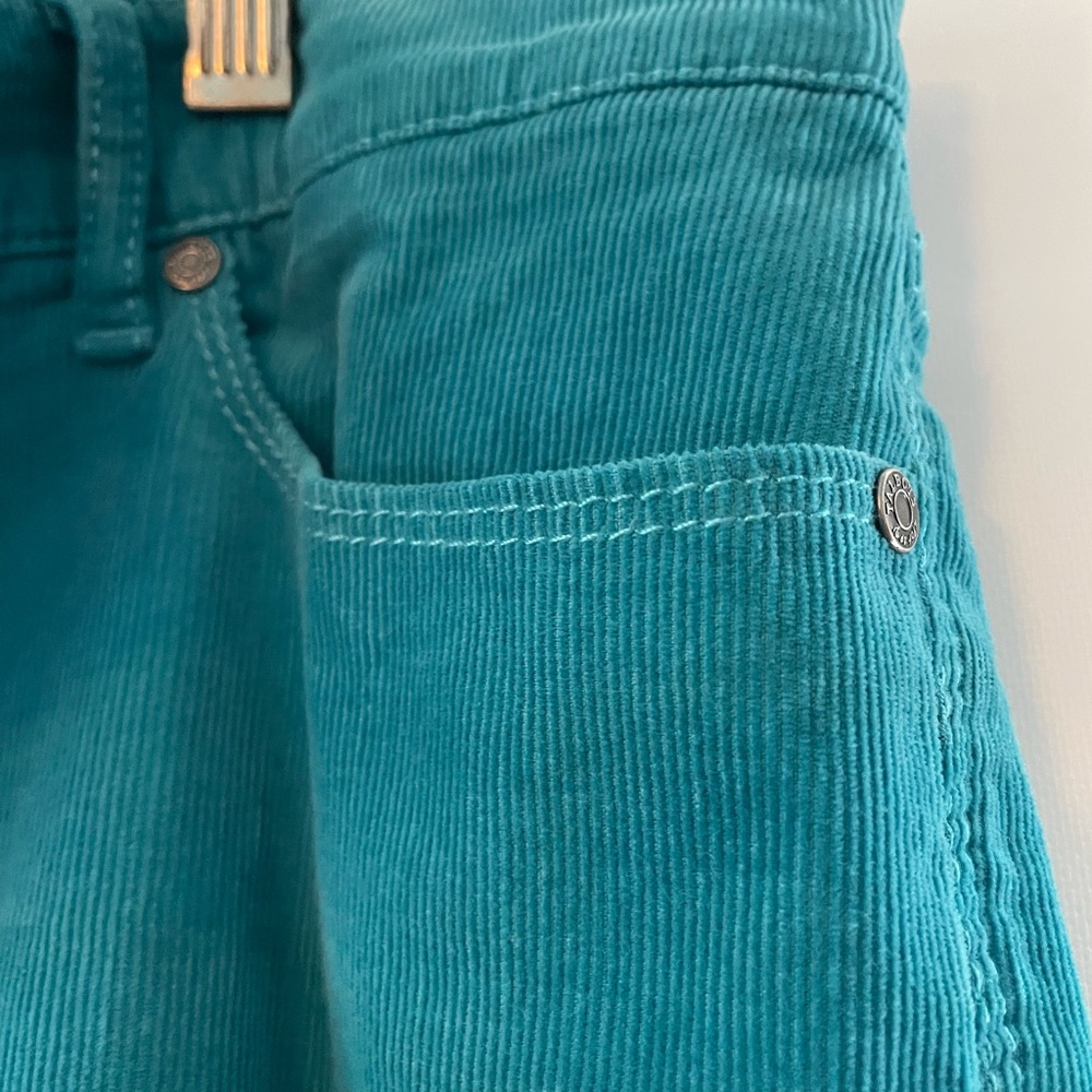 Women’s Straigjt-leg Corduroys